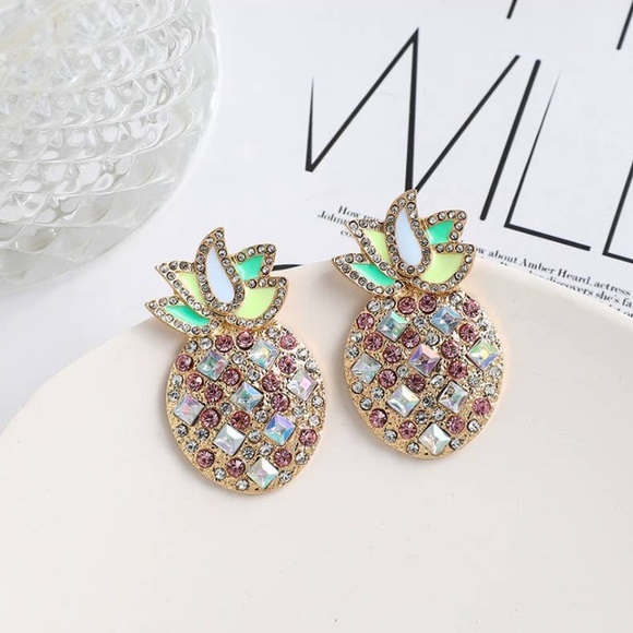 Jewelry - Pineapple 🍍 earrings